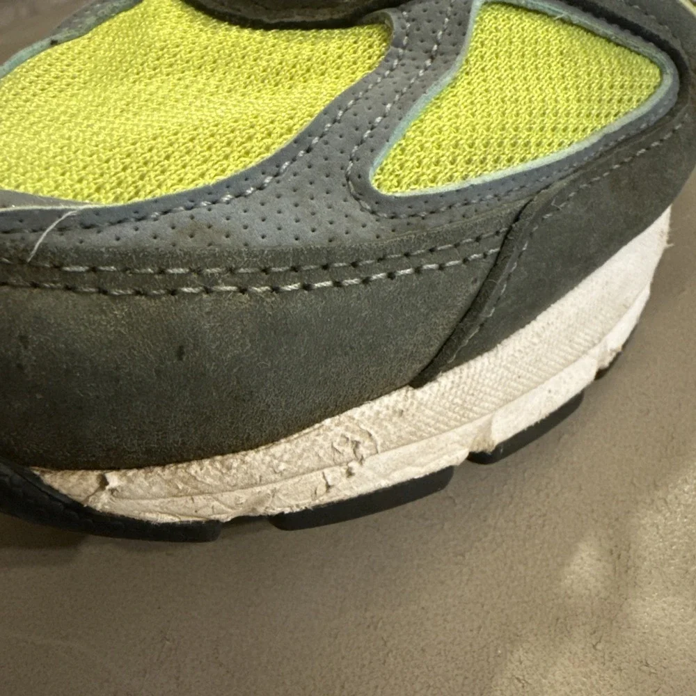New Balance 990v5 Made In USA Shoes Womens Size 9 D Grey Yellow Classic Sneakers